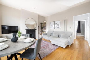 Stylish & Modern London Apartment in Honor Oak